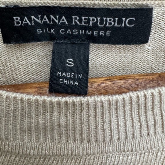 Banana Republic - Tan Silk Cashmere Drape Sweater Size Small - Picture 8 of 10